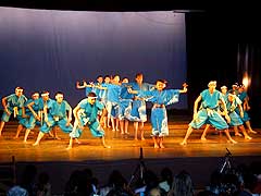 "YosakoiSoram"Alunos de Co��egio