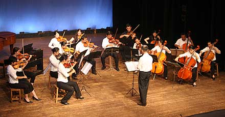 Conjunto musical de Cordas�@Yuba